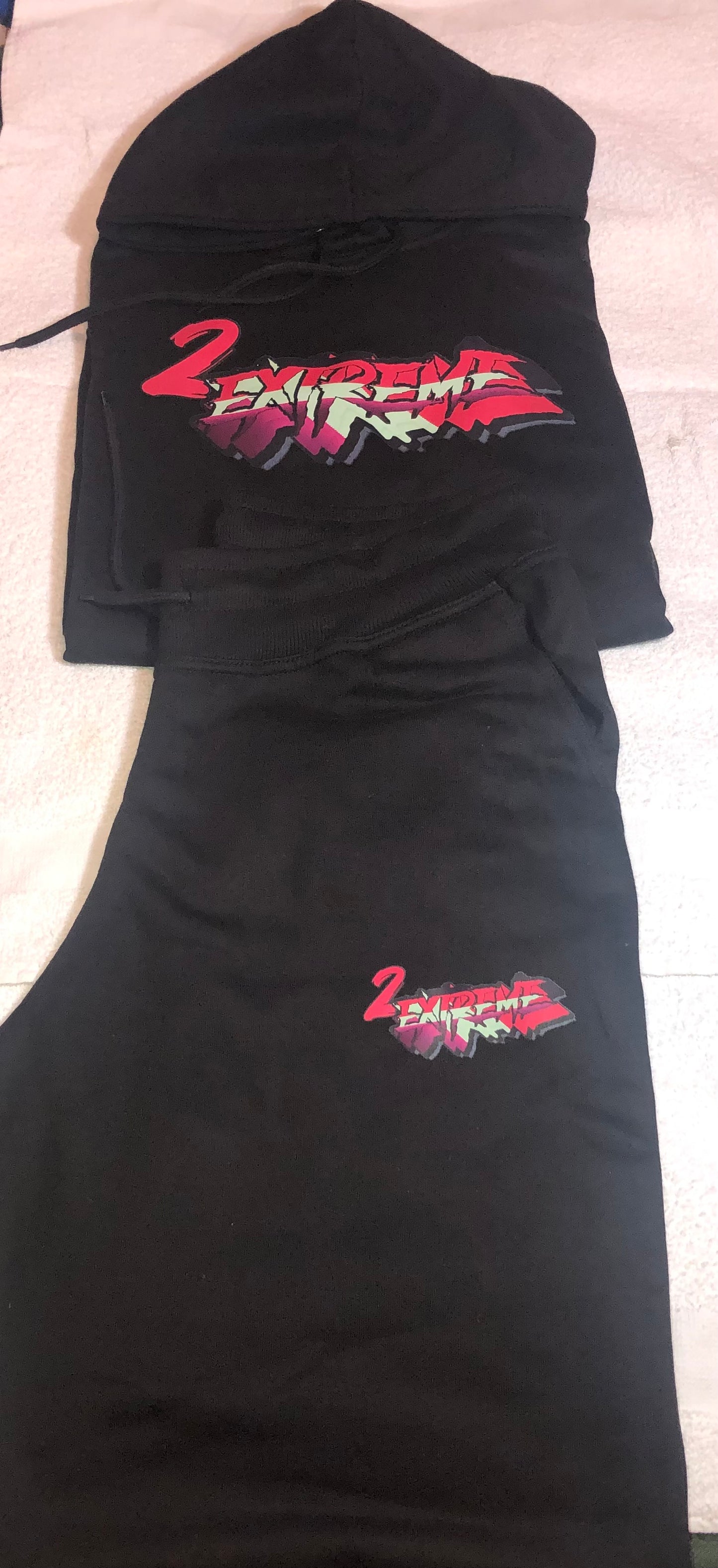 2EXTREME-Black Sweat Suit