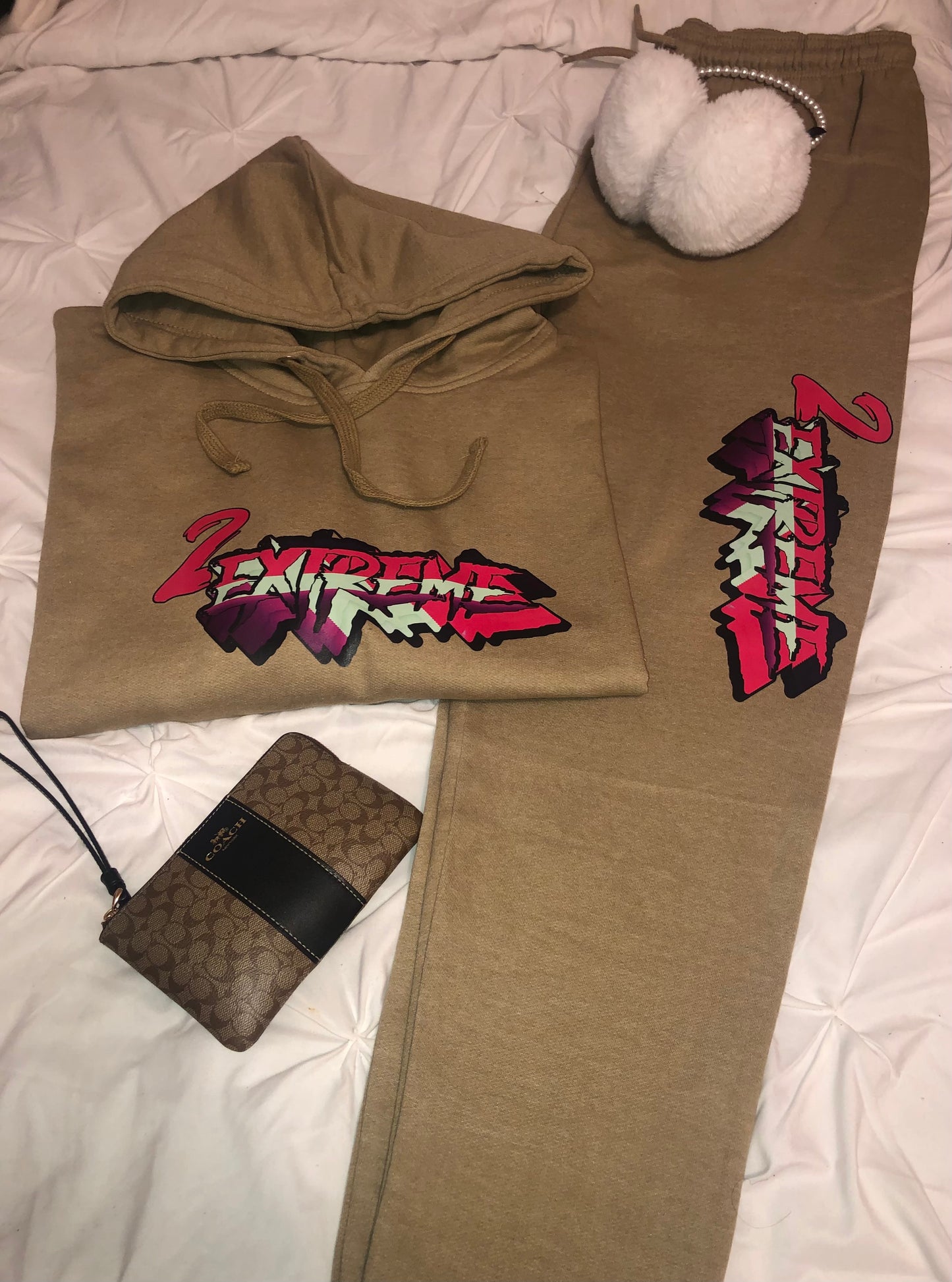 2EXTREME-Beige Sweat Suit