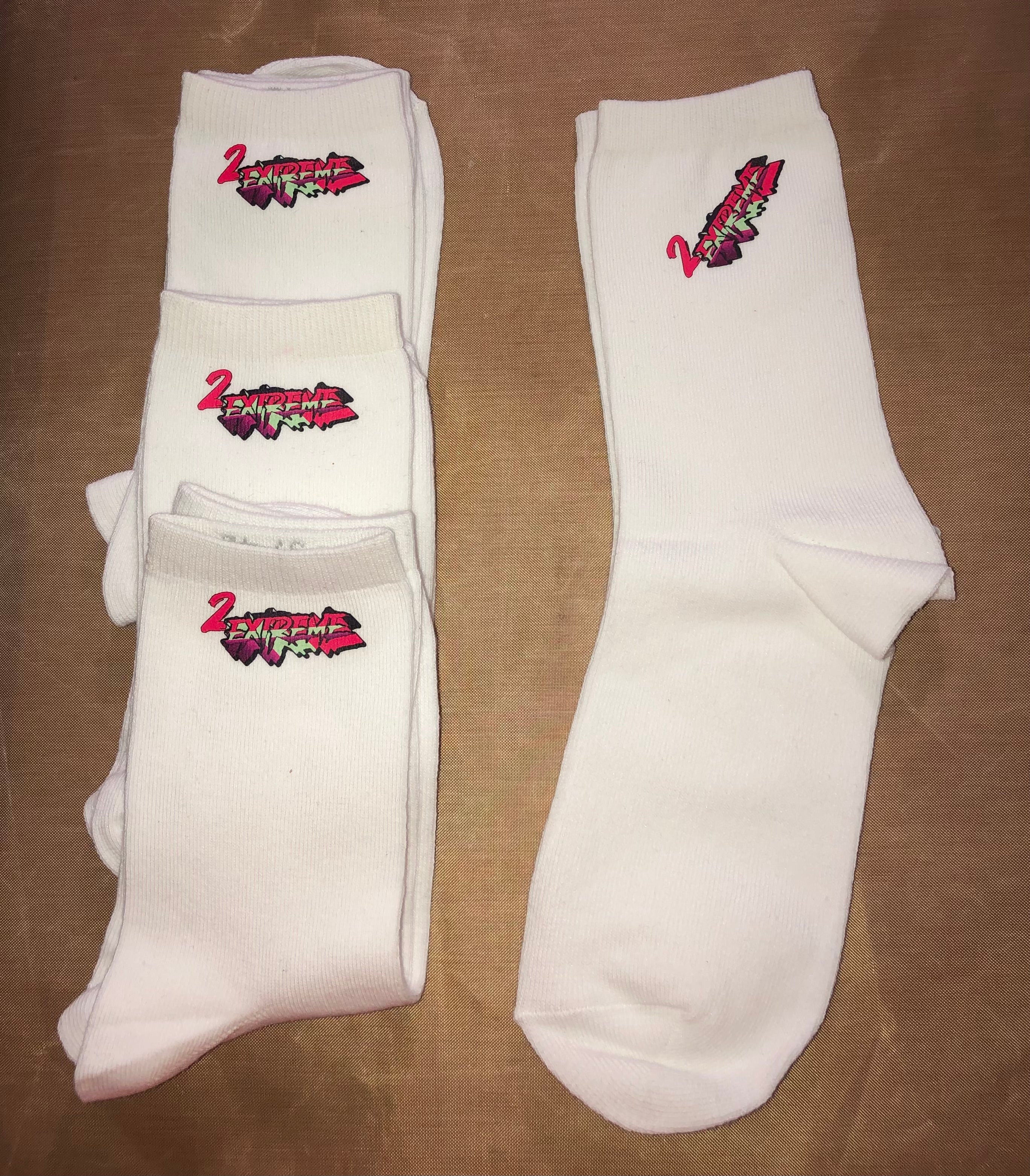 2Extreme-White Socks